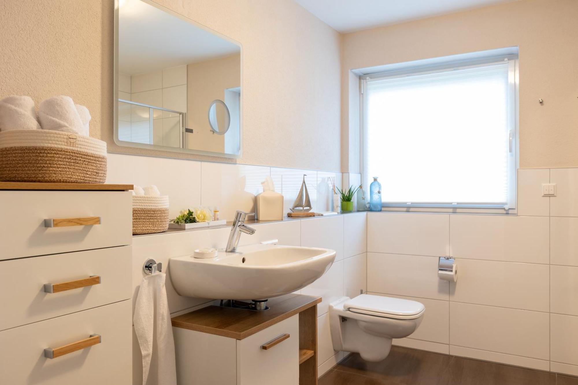Appartementdeluxe Steiert - Near Europa Park - Rulantica - Spacious - Fully Equipped Kitchen - Private Garden - Free Parking - Pet Friendly Apartment Schwanau