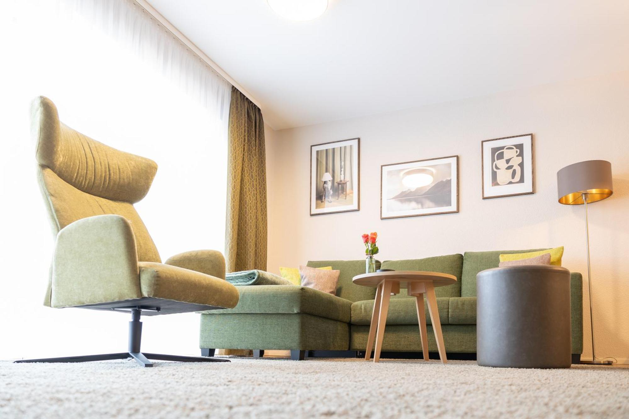 Appartementdeluxe Steiert - Near Europa Park - Rulantica - Spacious - Fully Equipped Kitchen - Private Garden - Free Parking - Pet Friendly * Schwanau